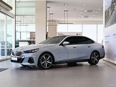 5 Series (G60)