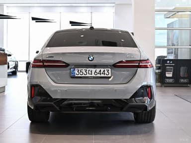 5 Series (G60)