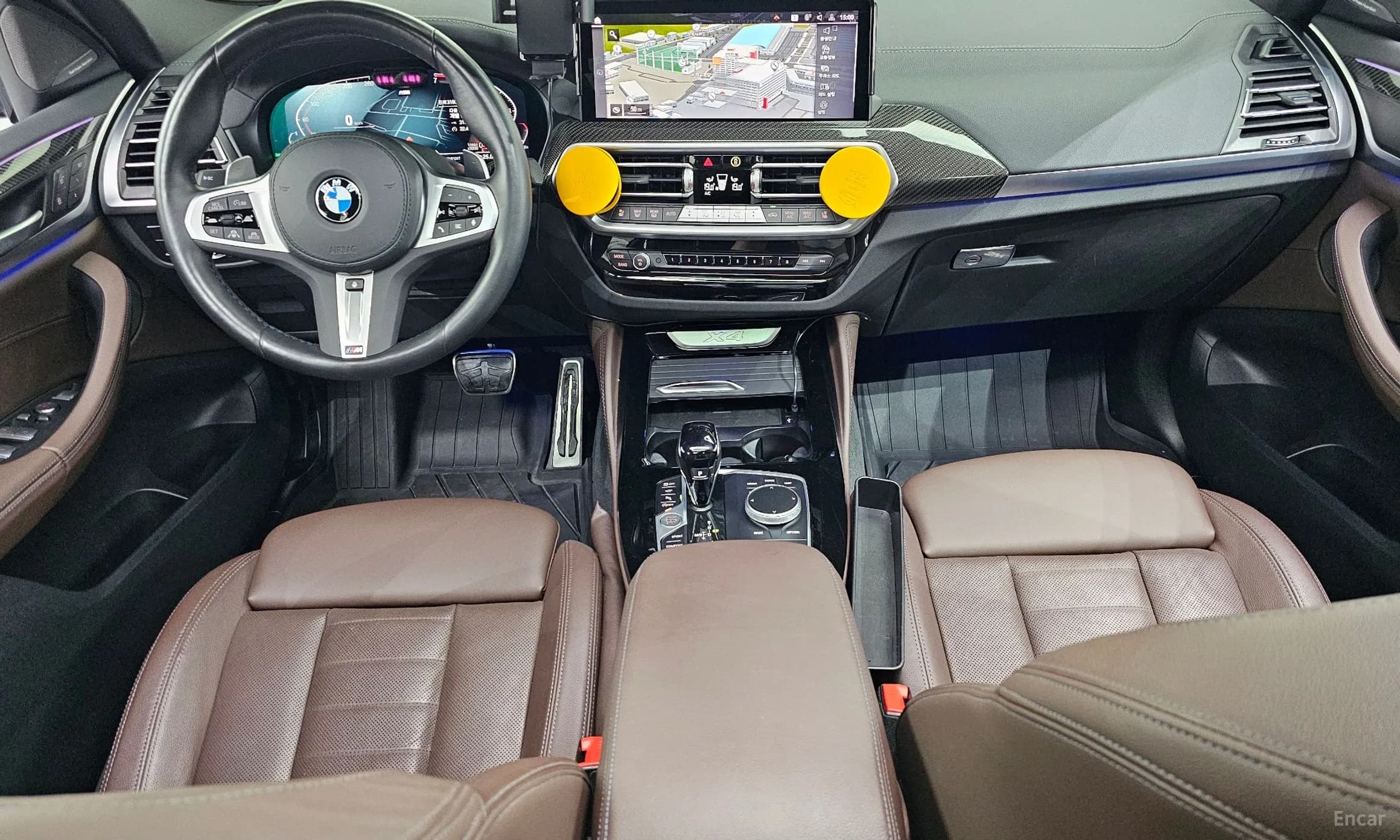 X4 (G02)