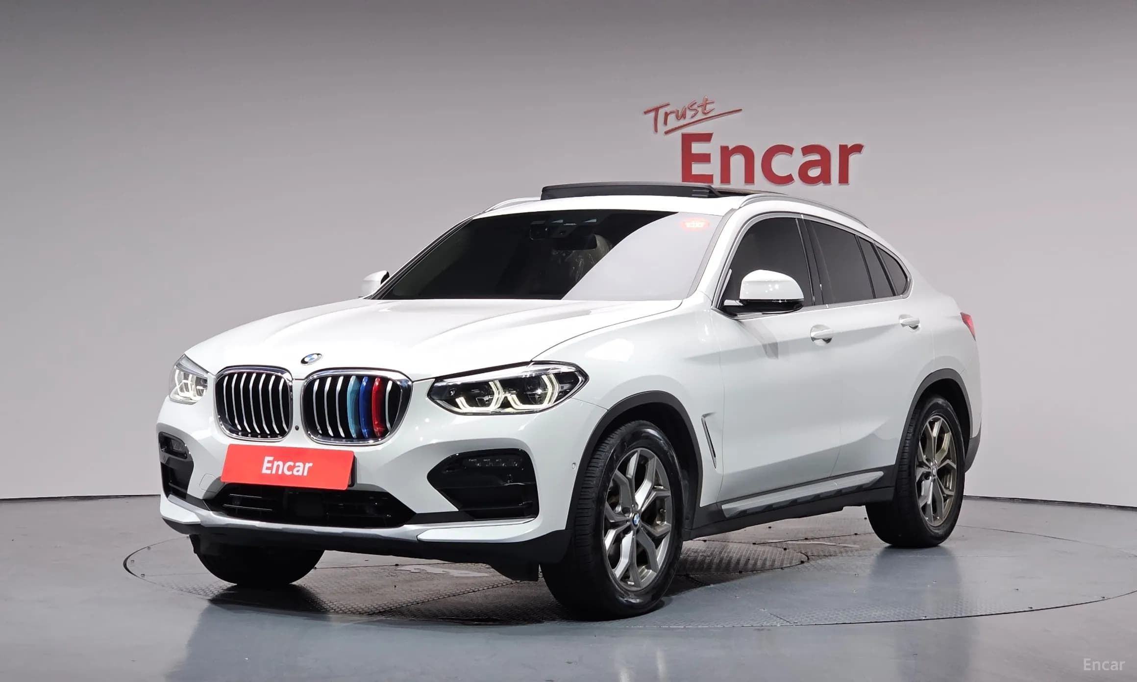 X4 (G02)