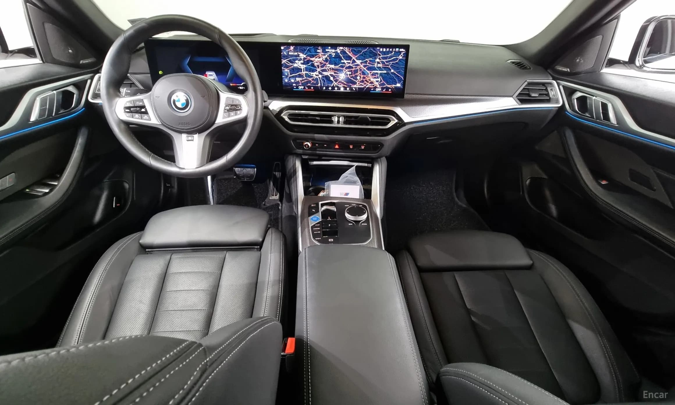 i4