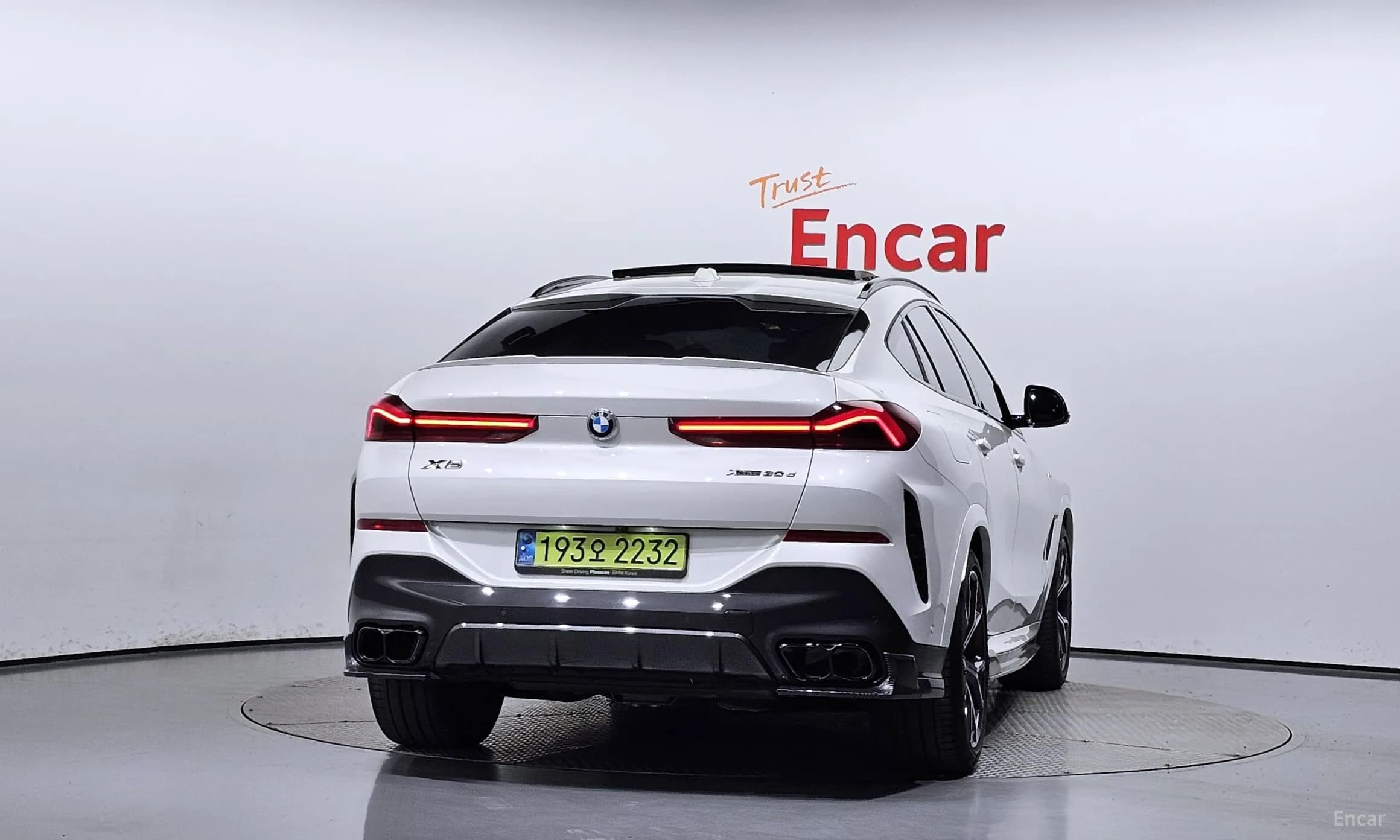 X6 (G06)