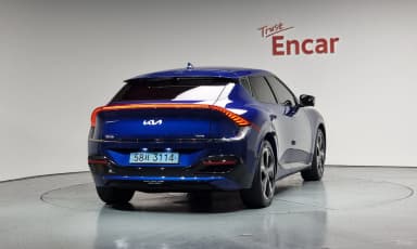 EV6