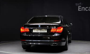 7 Series (F01)
