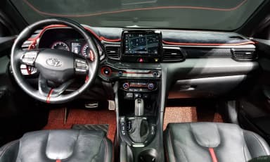 Veloster (JS)