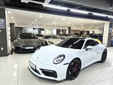 911 (992)