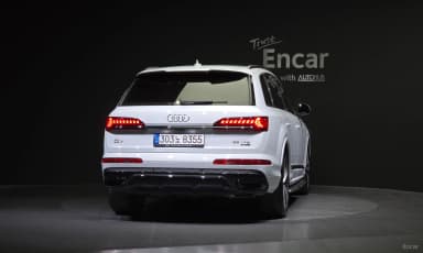 Q7 (4M)