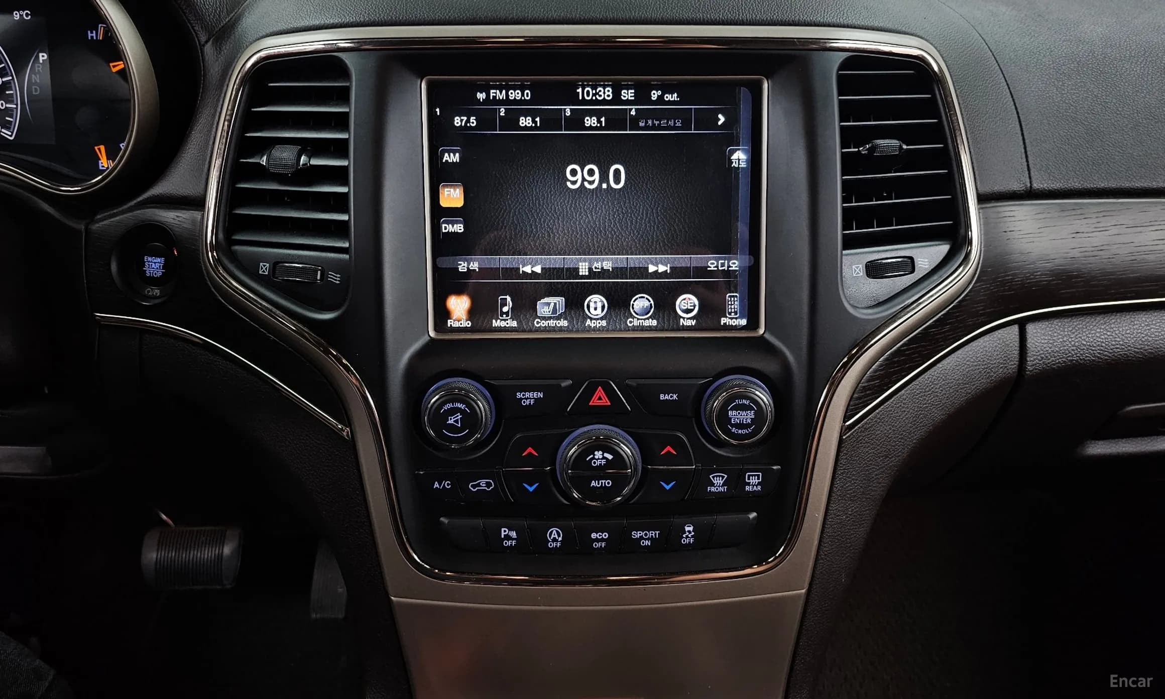 Grand Cherokee
