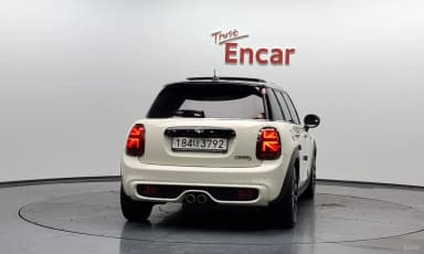 Cooper S