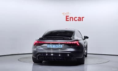 e-tron GT