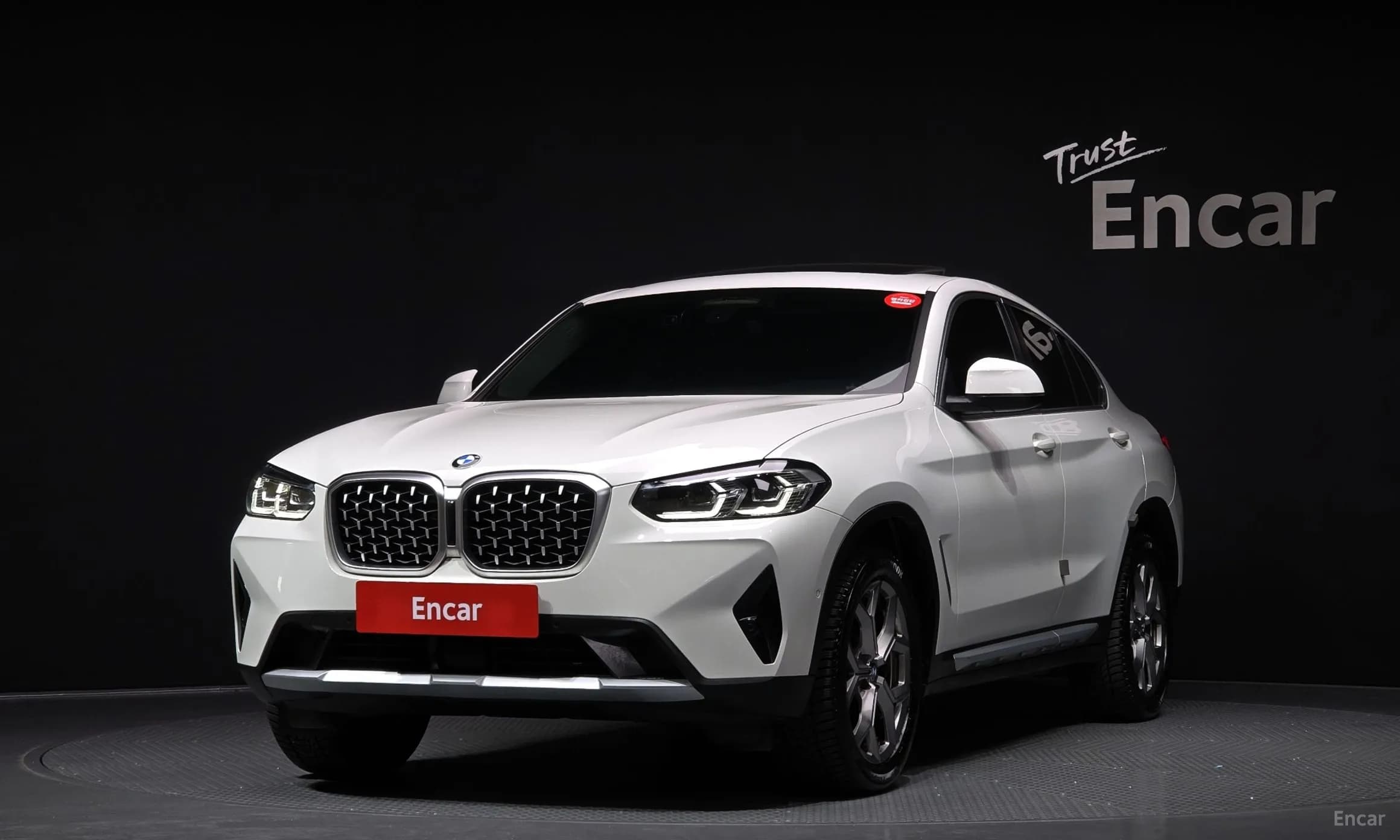 X4 (G02)