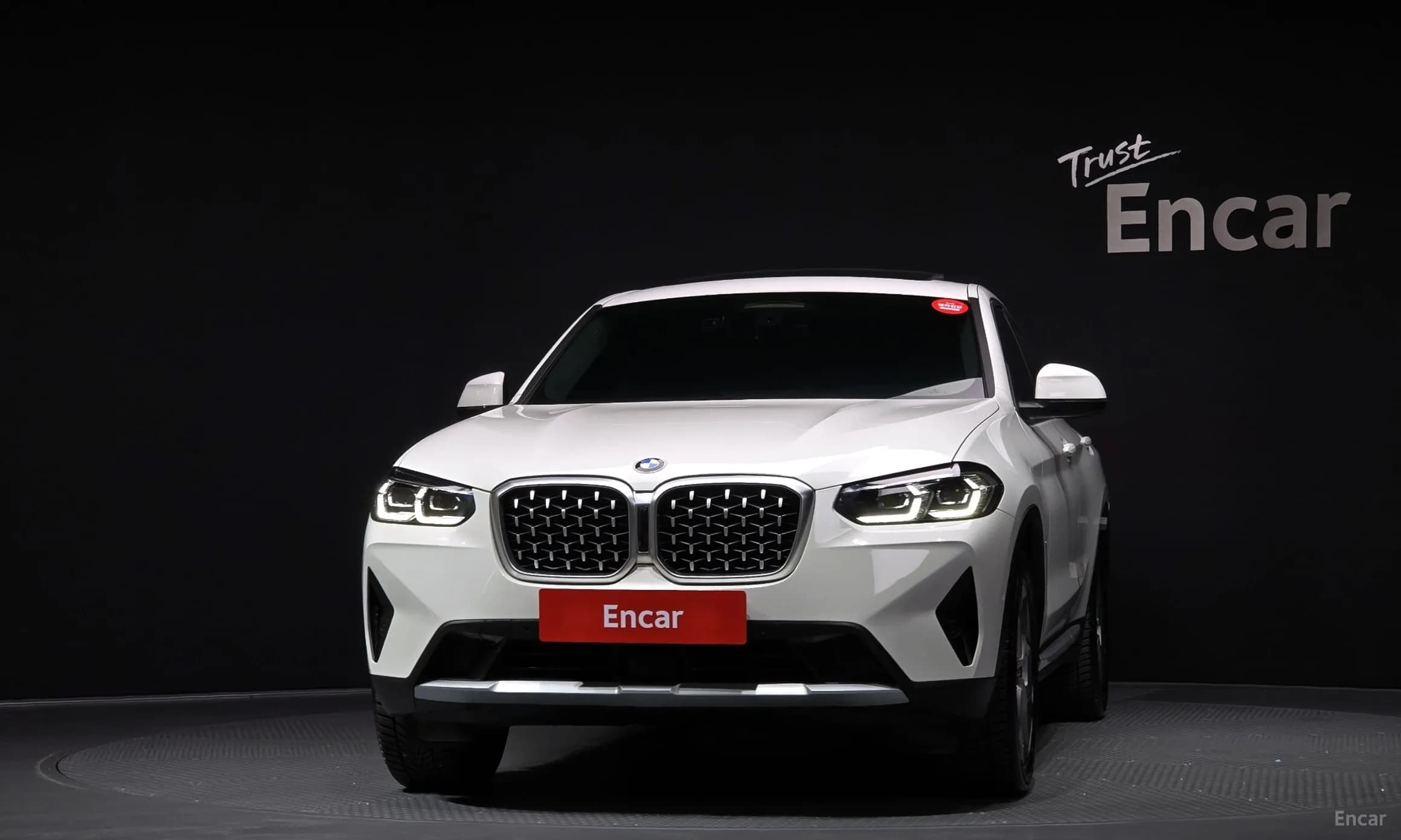 X4 (G02)