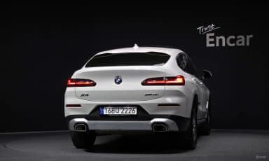 X4 (G02)
