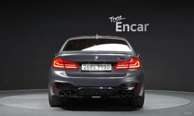 M5 (F90)