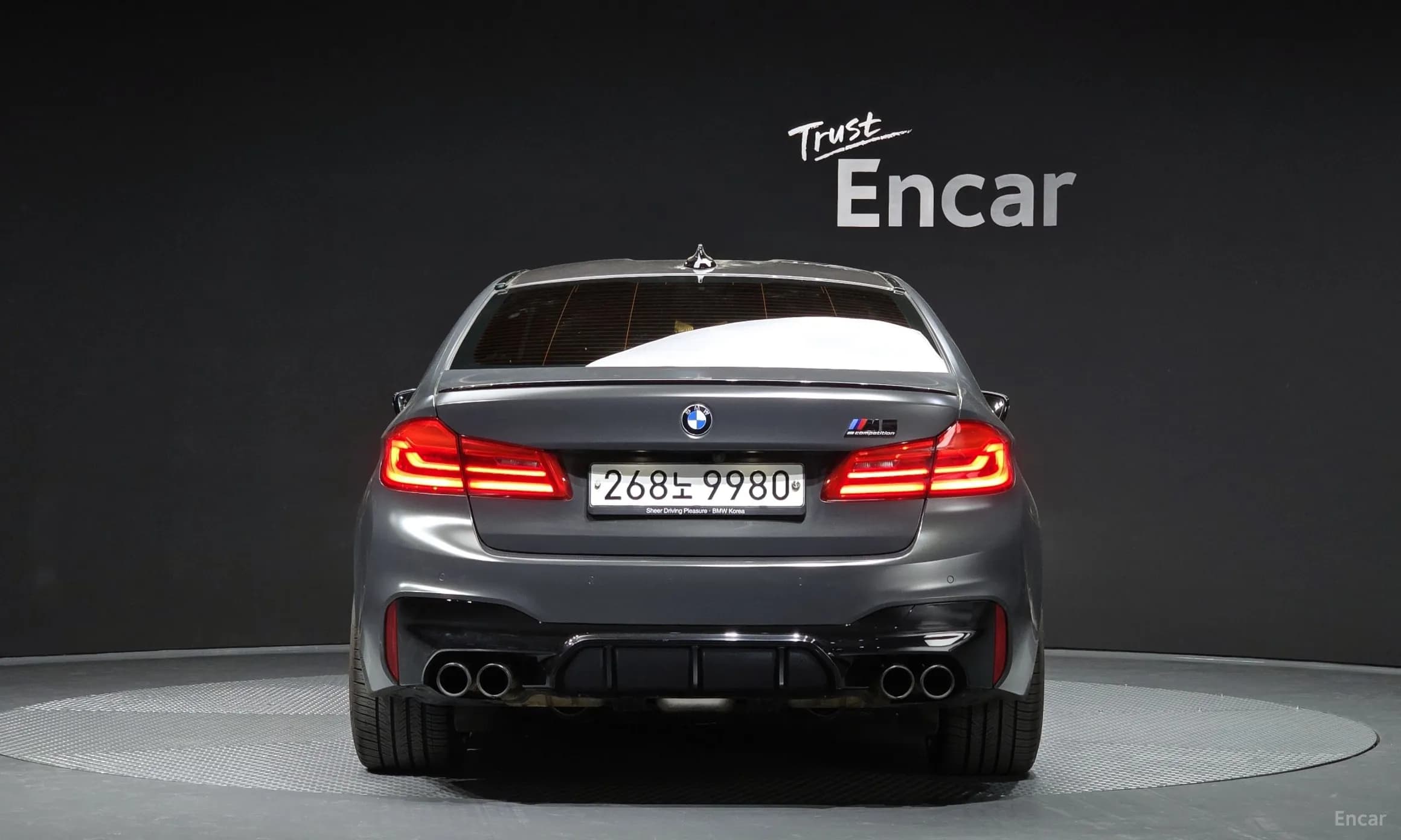 M5 (F90)
