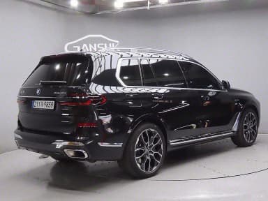 X7 (G07)