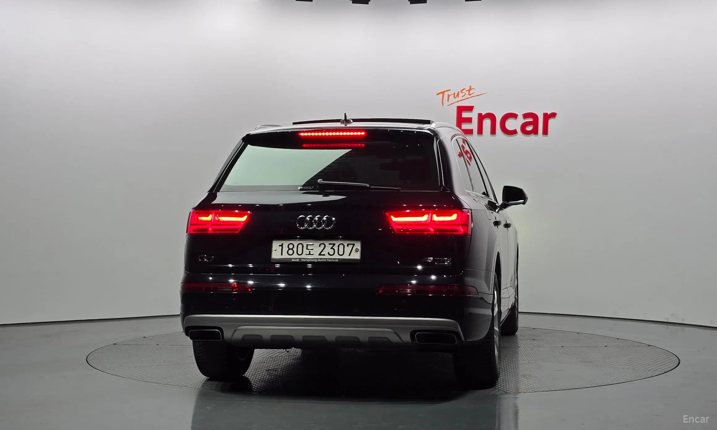 Q7 (4M)