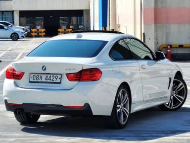 Series 4 (F32)