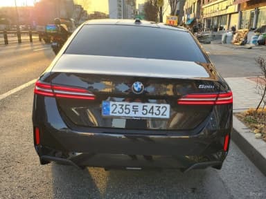 5 Series (G60)