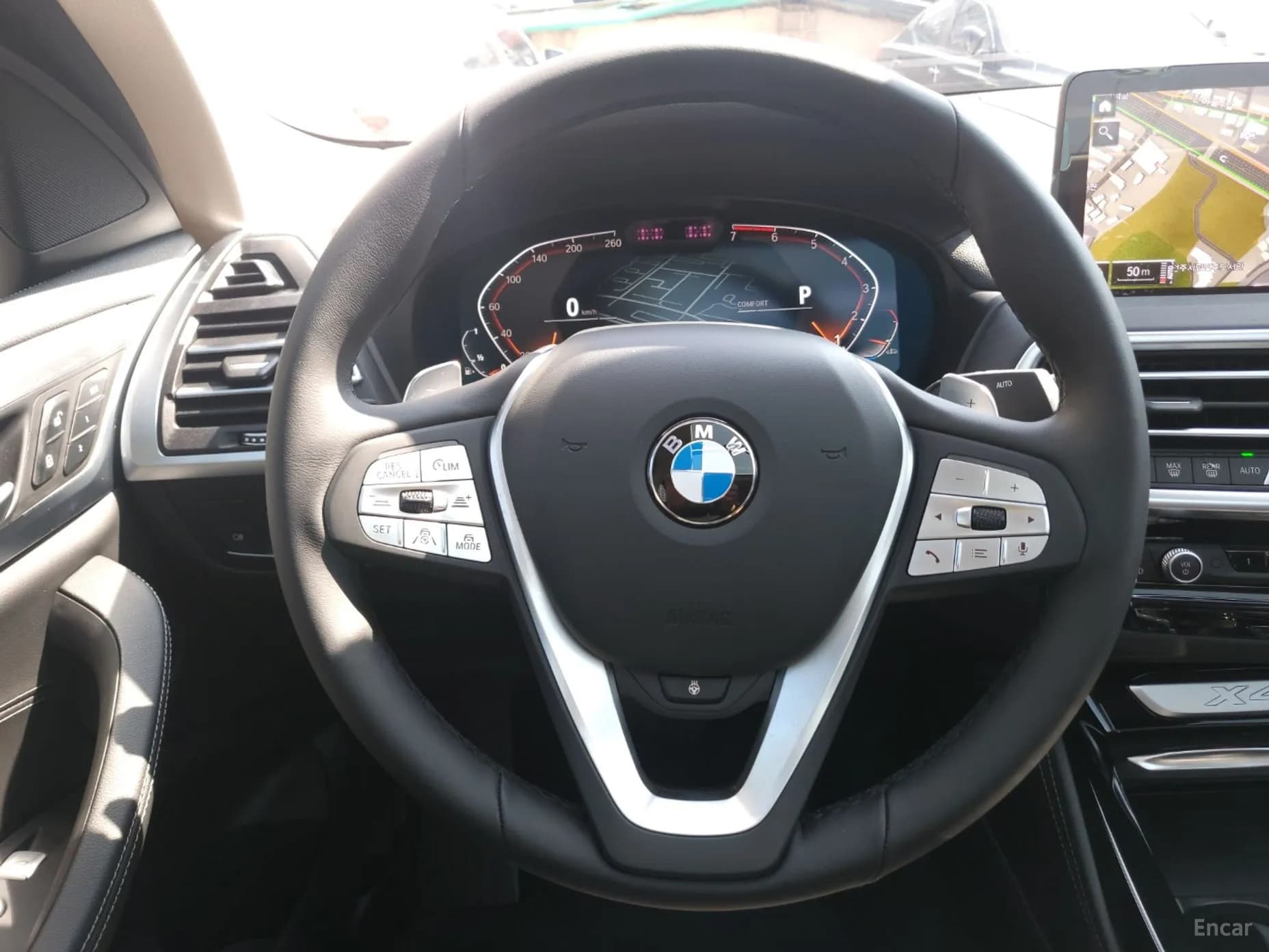 X4 (G02)