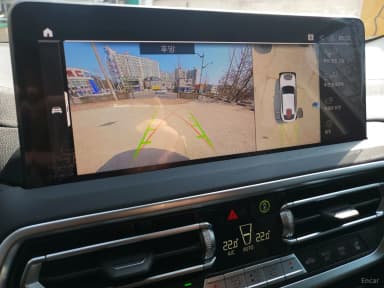 X4 (G02)