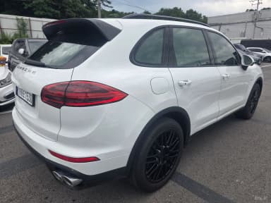 New Cayenne