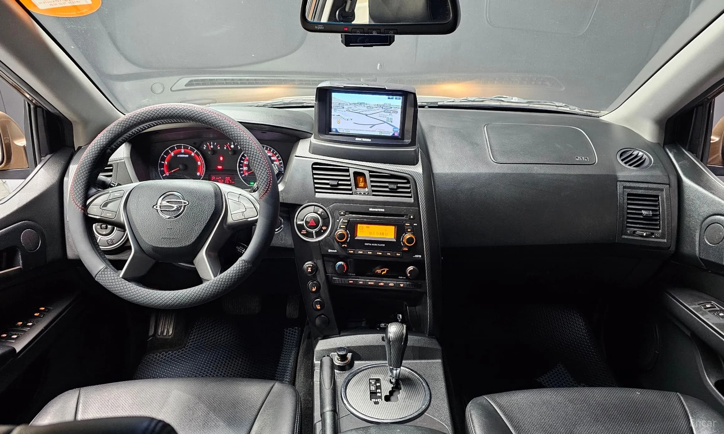 Korando Sports