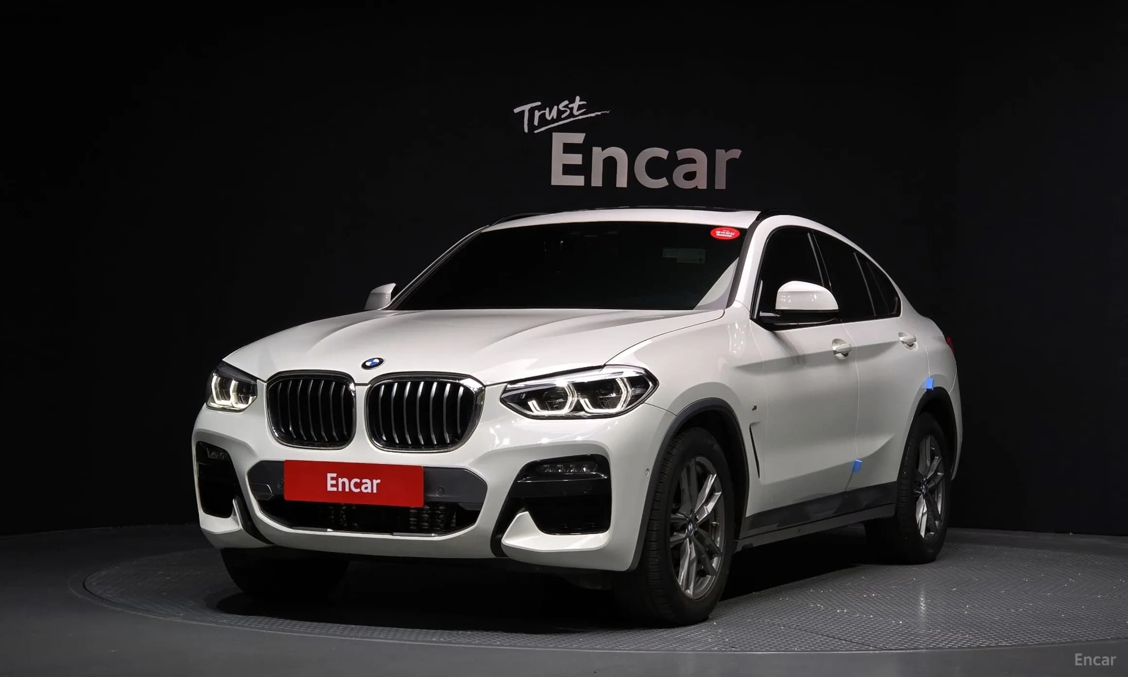 X4 (G02)
