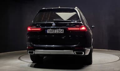X7 (G07)