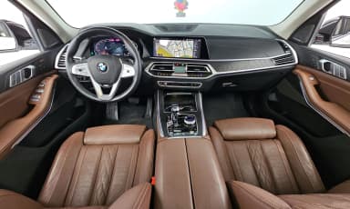 X7 (G07)