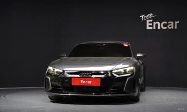 RS e-tron GT