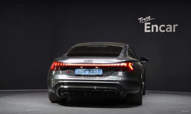 RS e-tron GT