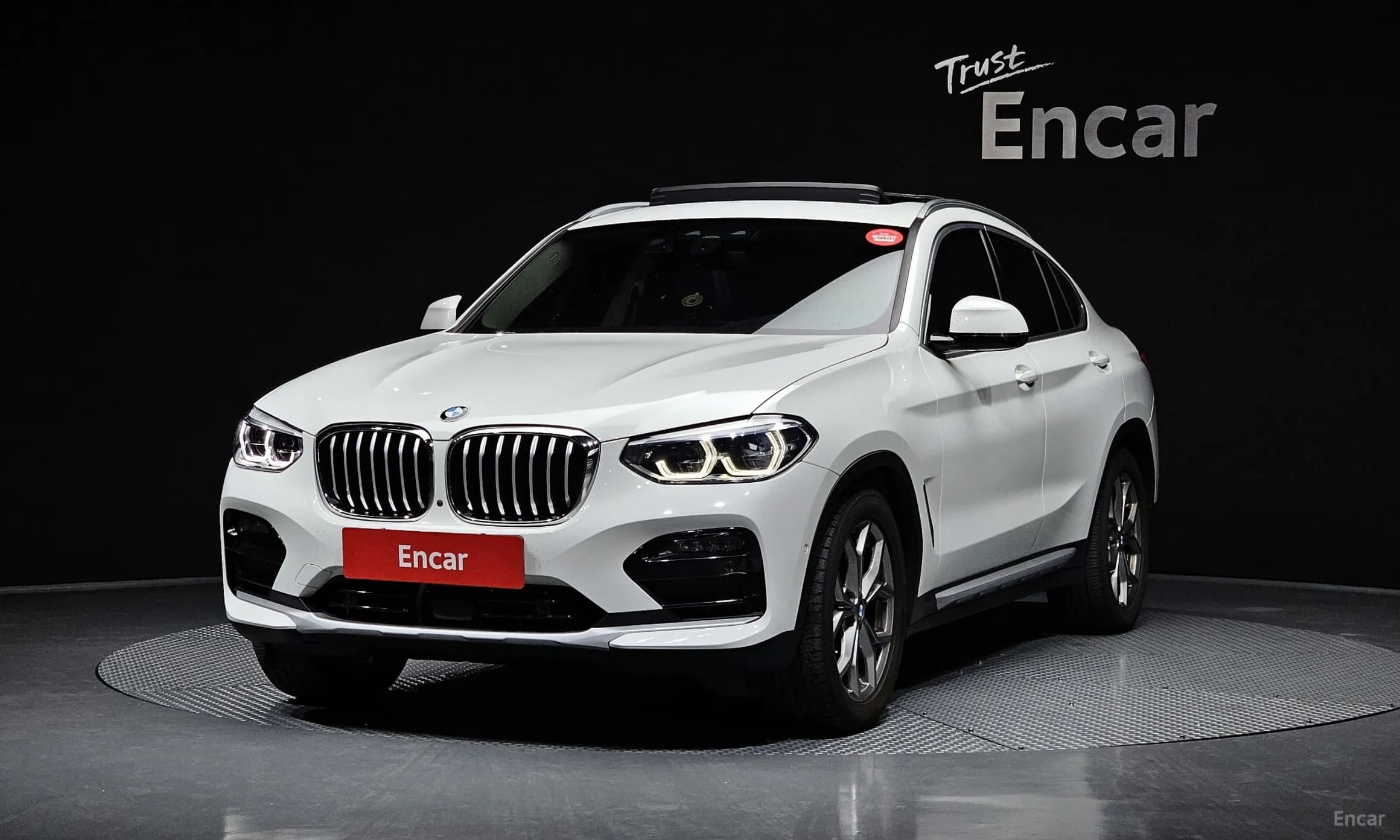 X4 (G02)
