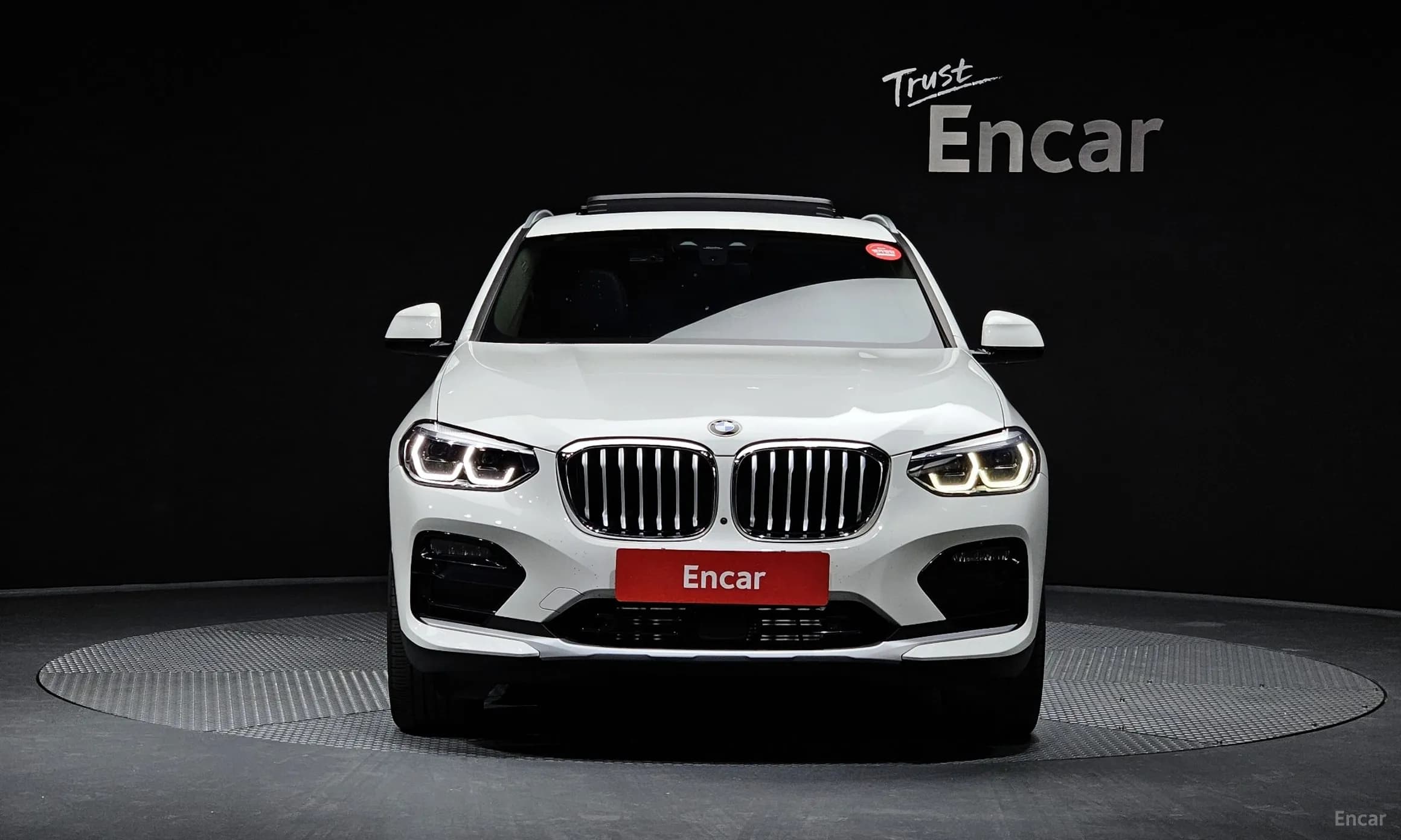 X4 (G02)
