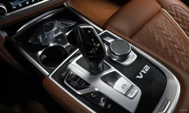 7 Series (G11)