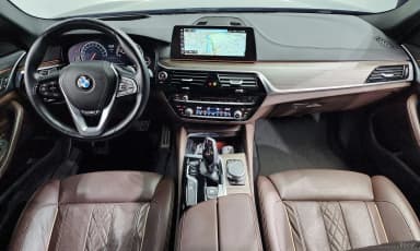 5 Series (G30)