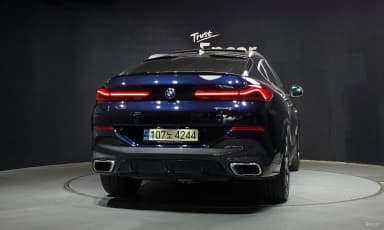 X6 (G06)
