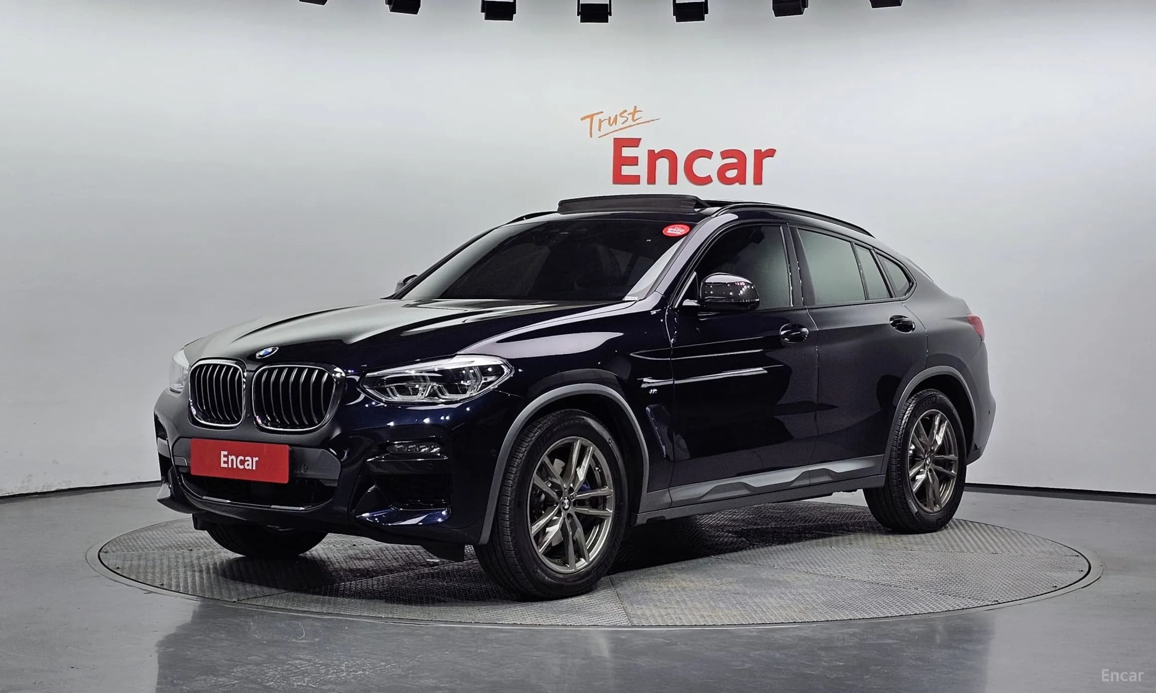 X4 (G02)
