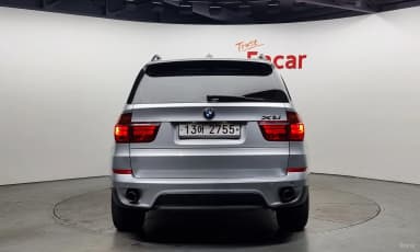 X5 (E70)