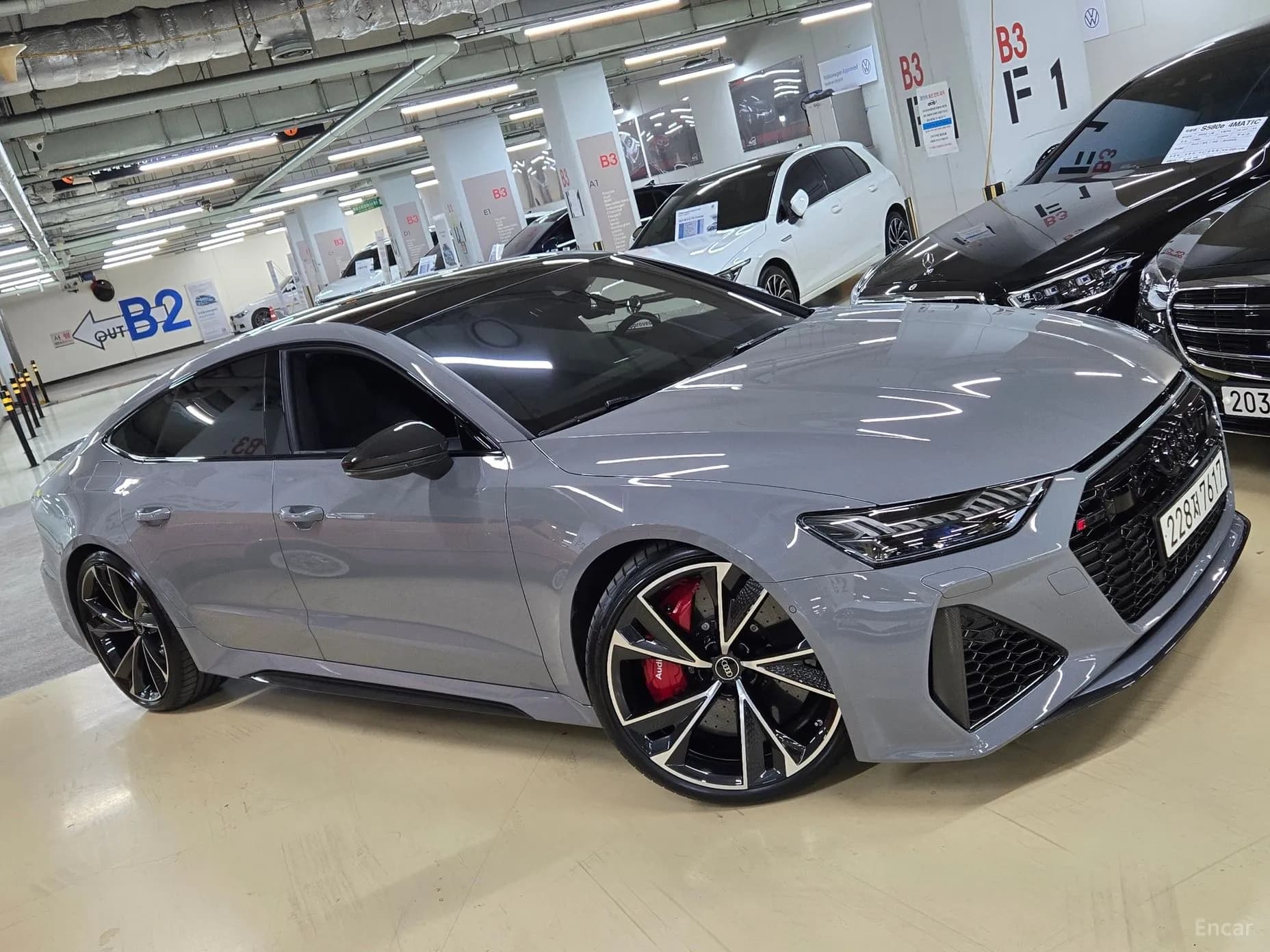 RS7 (4K)