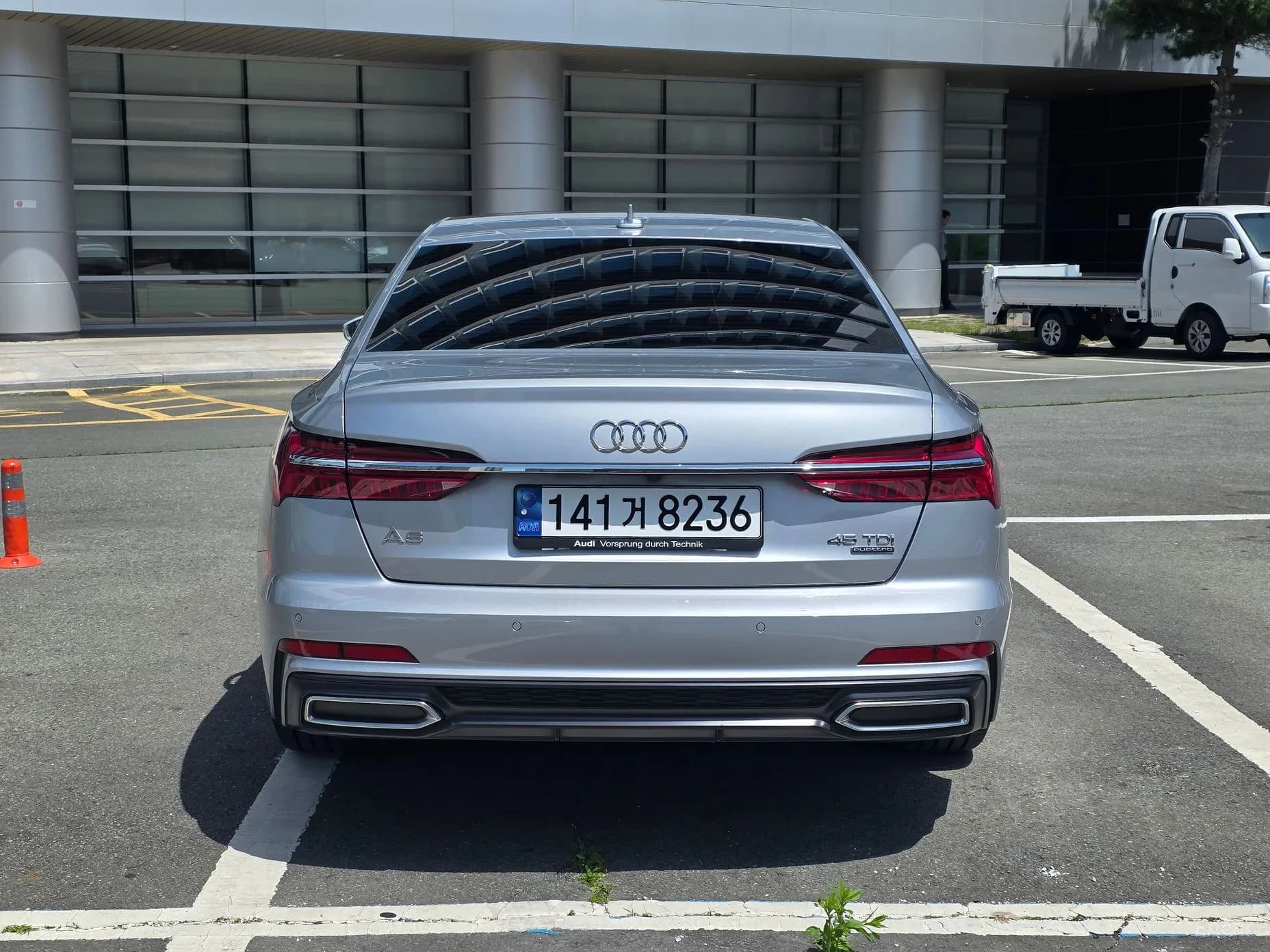 A6 (C8)