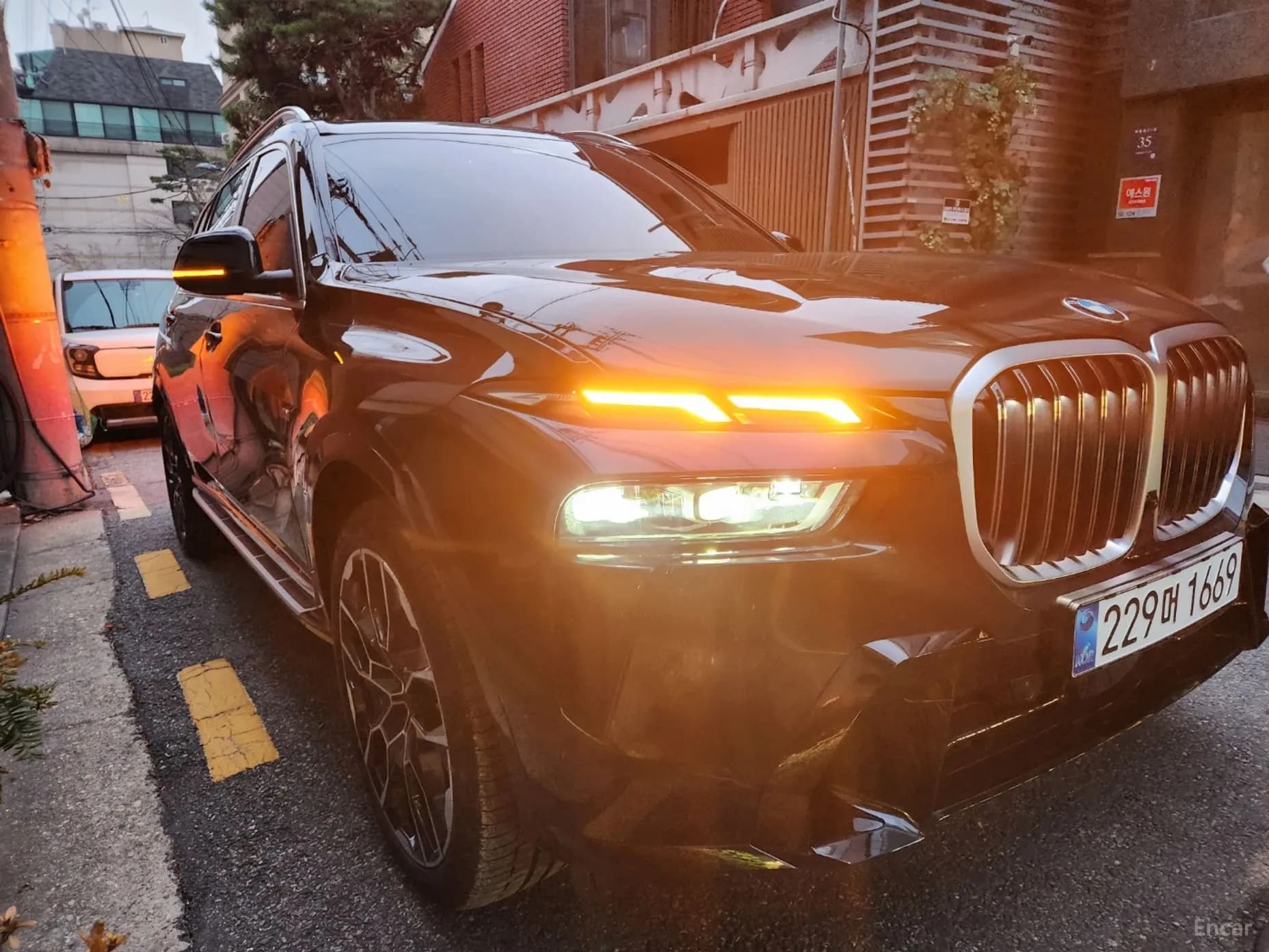 X7 (G07)