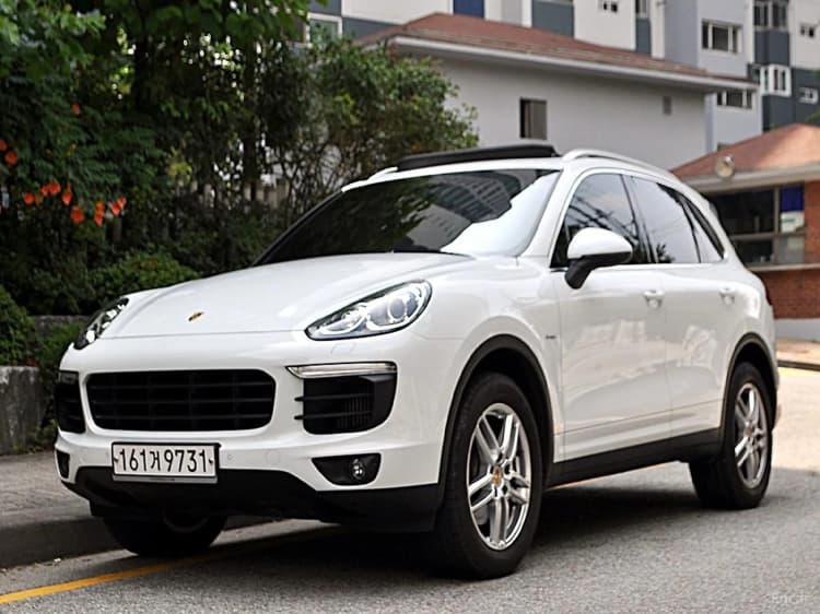 New Cayenne