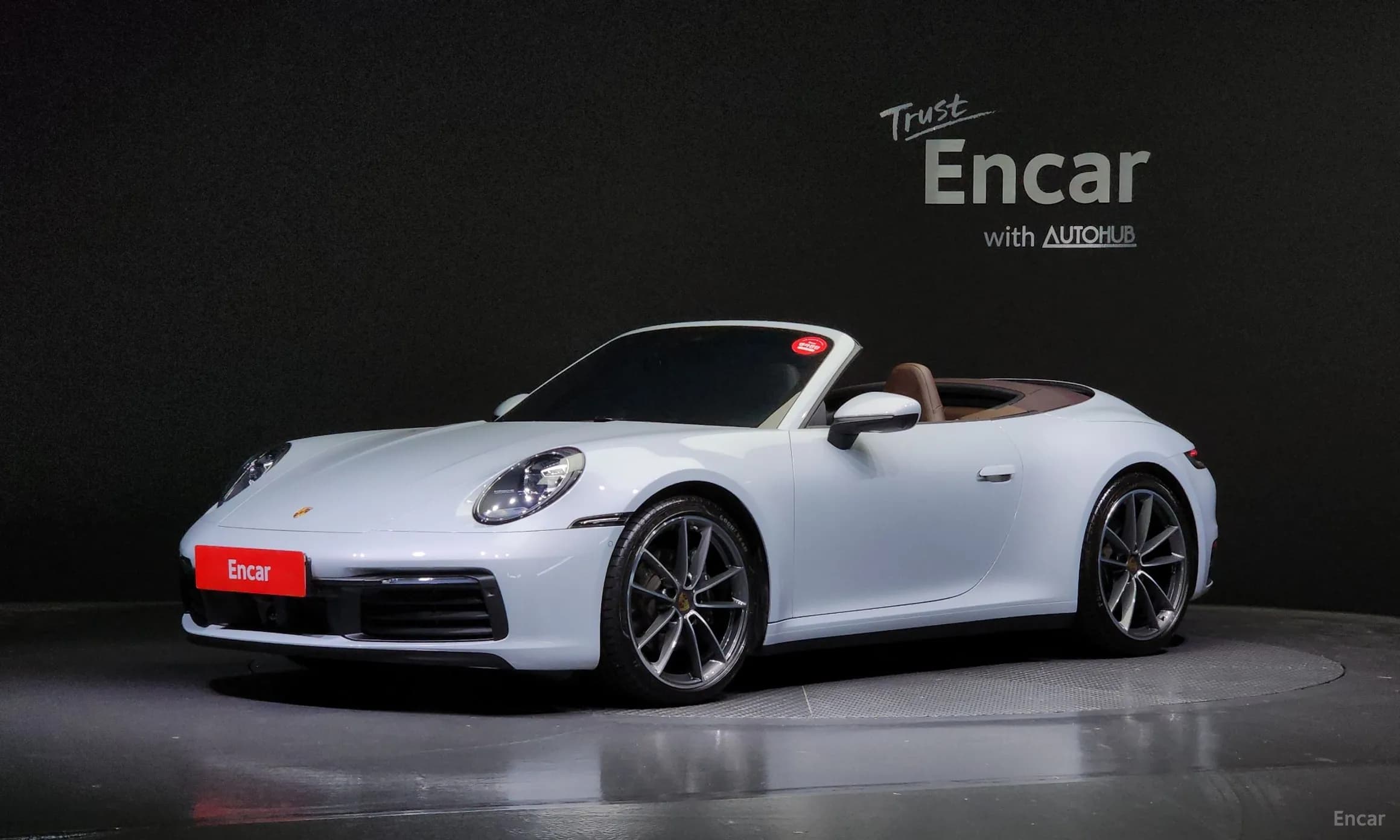 911 (992)