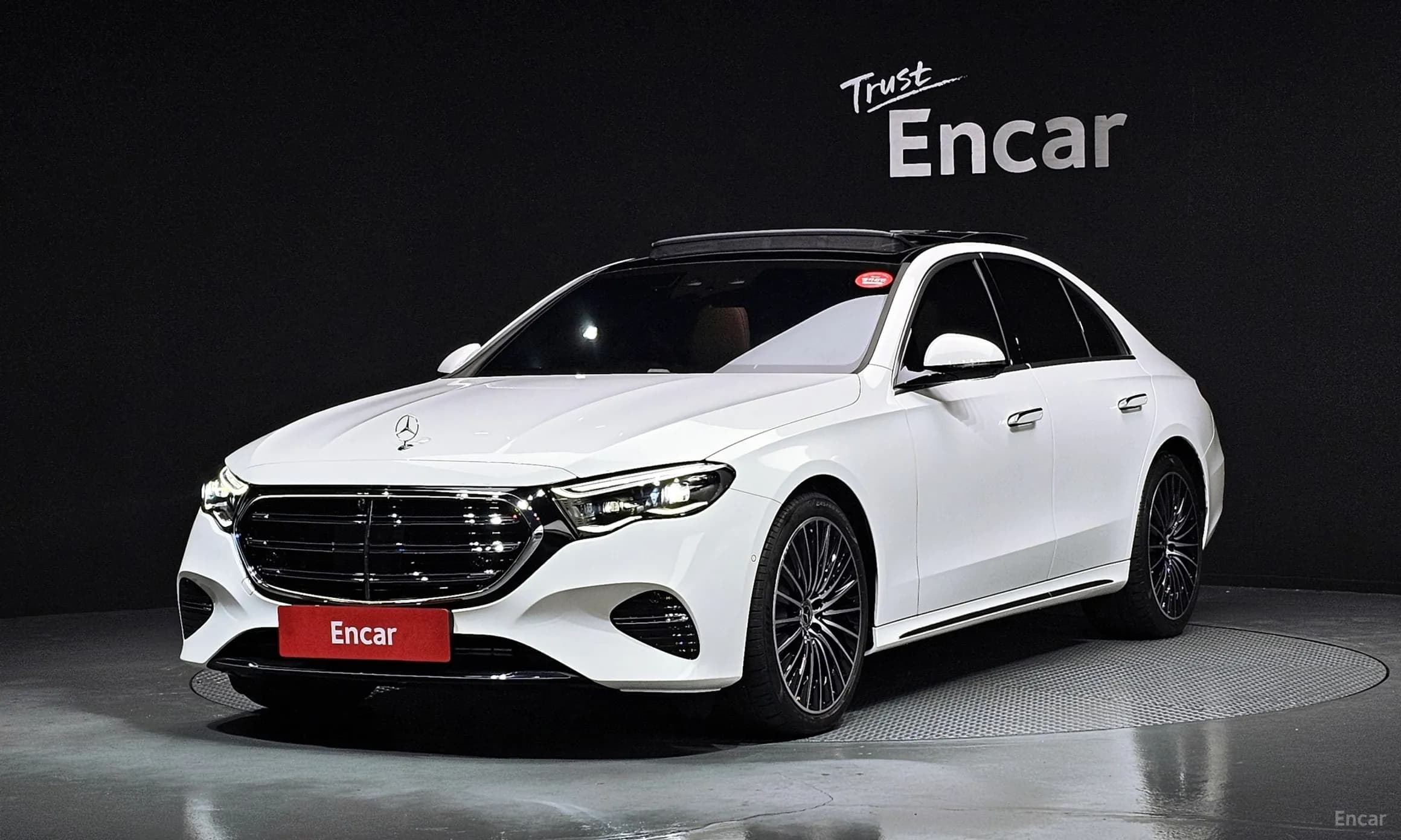 E-Class W214