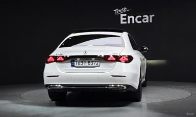 E-Class W214