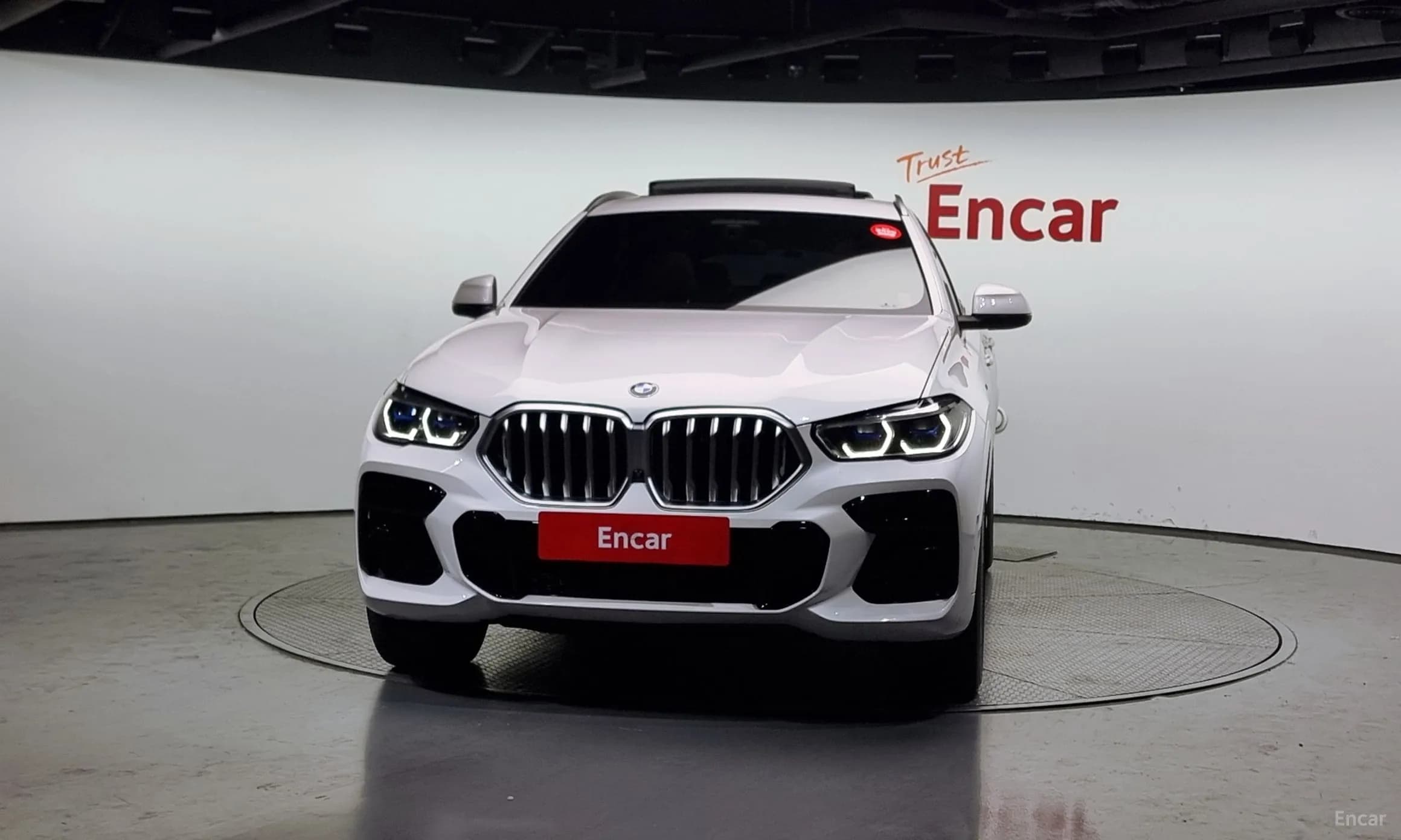 X6 (G06)