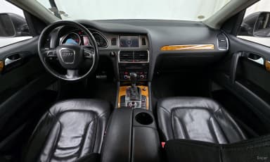 Q7