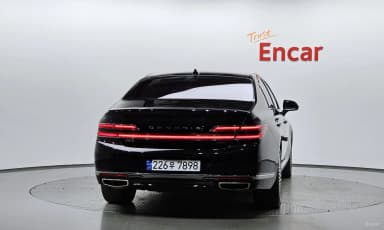 G90