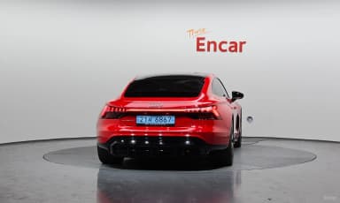 e-tron GT